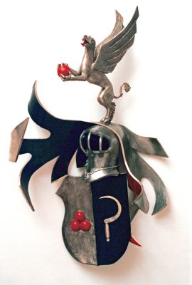 Wappen der Familie Mitzschke (helle Bronze, z.T. verzinnt und in Öl gefasst, 40 x 60 cm, 2000)